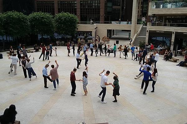 Sugar Hill Hop (Beginners & Social Improvers)